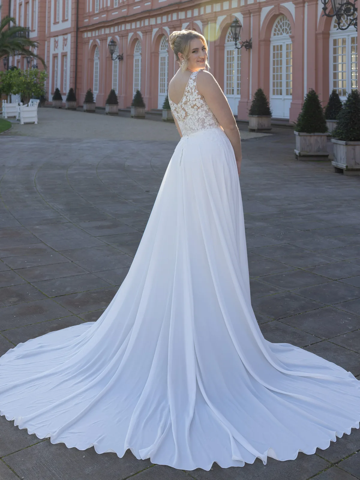 Diane Legrand Madonna Brautkleid: Madonna-90810-12A4468