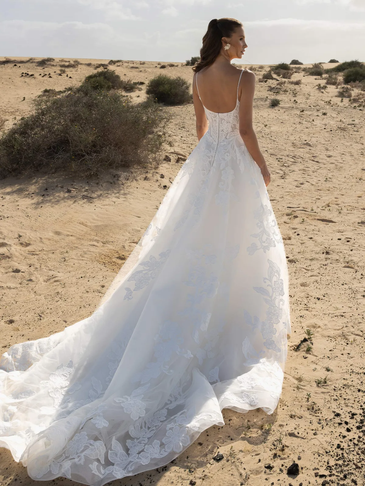 Diane Legrand Novabella Brautkleid: Novabella-31108-12A9205-Edit