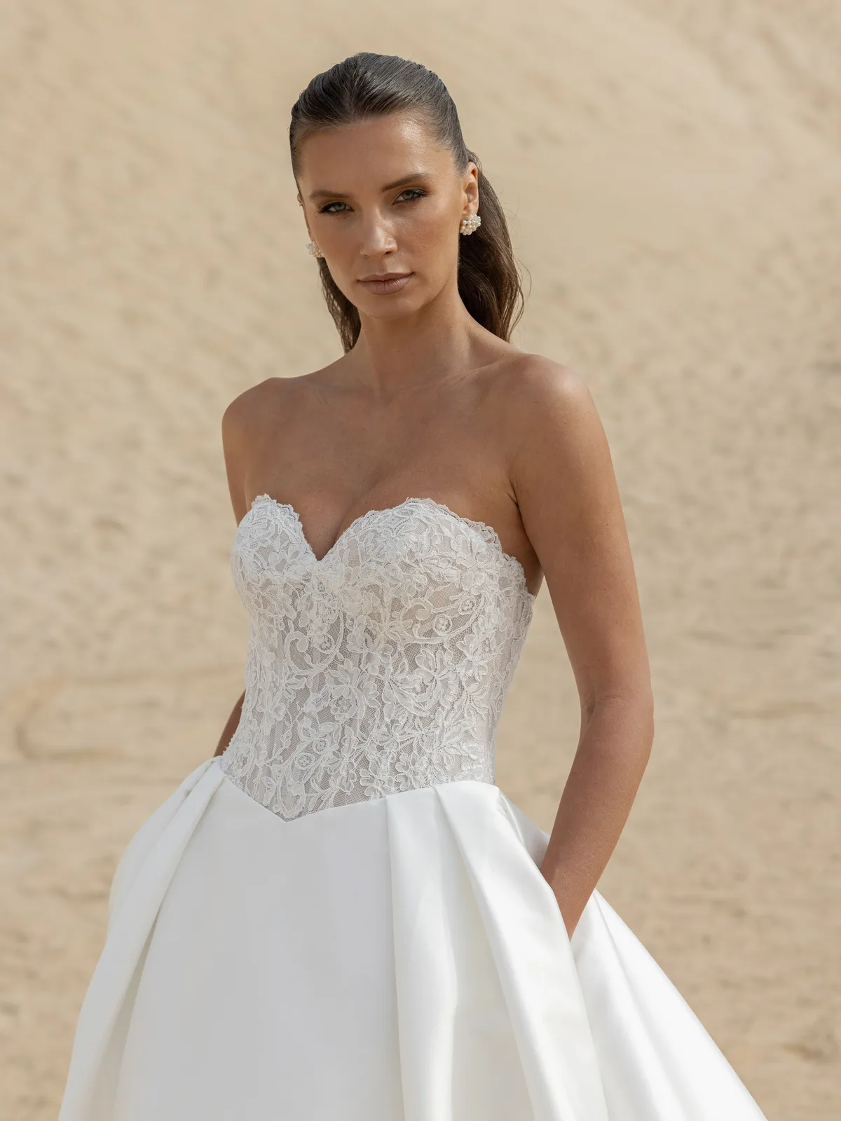 Diane Legrand Novabella Brautkleid: Novabella-31119-12A3505-Edit