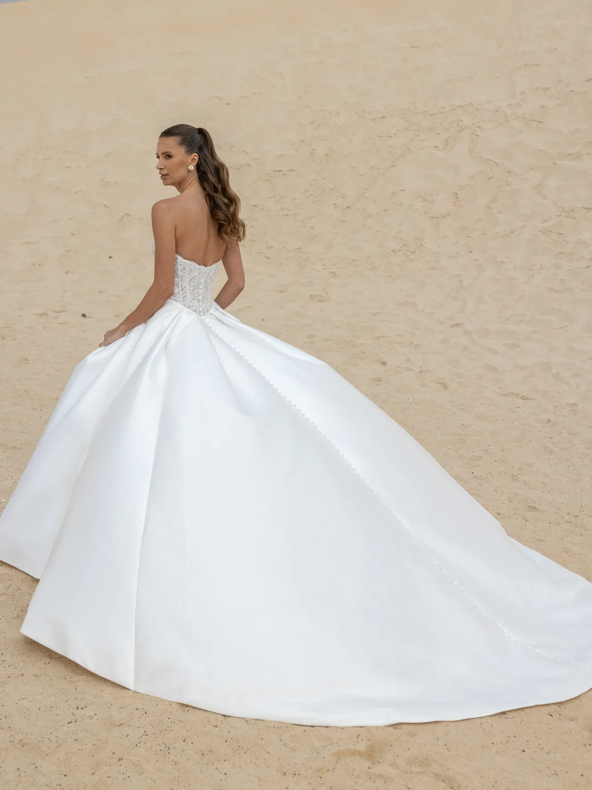 Diane Legrand Novabella Brautkleid: Novabella-31119-12A3722-Edit