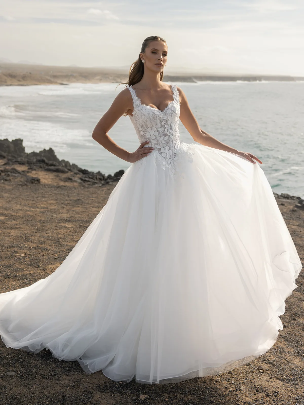 Diane Legrand Novabella Brautkleid: Novabella-31122-12A5379-Edit