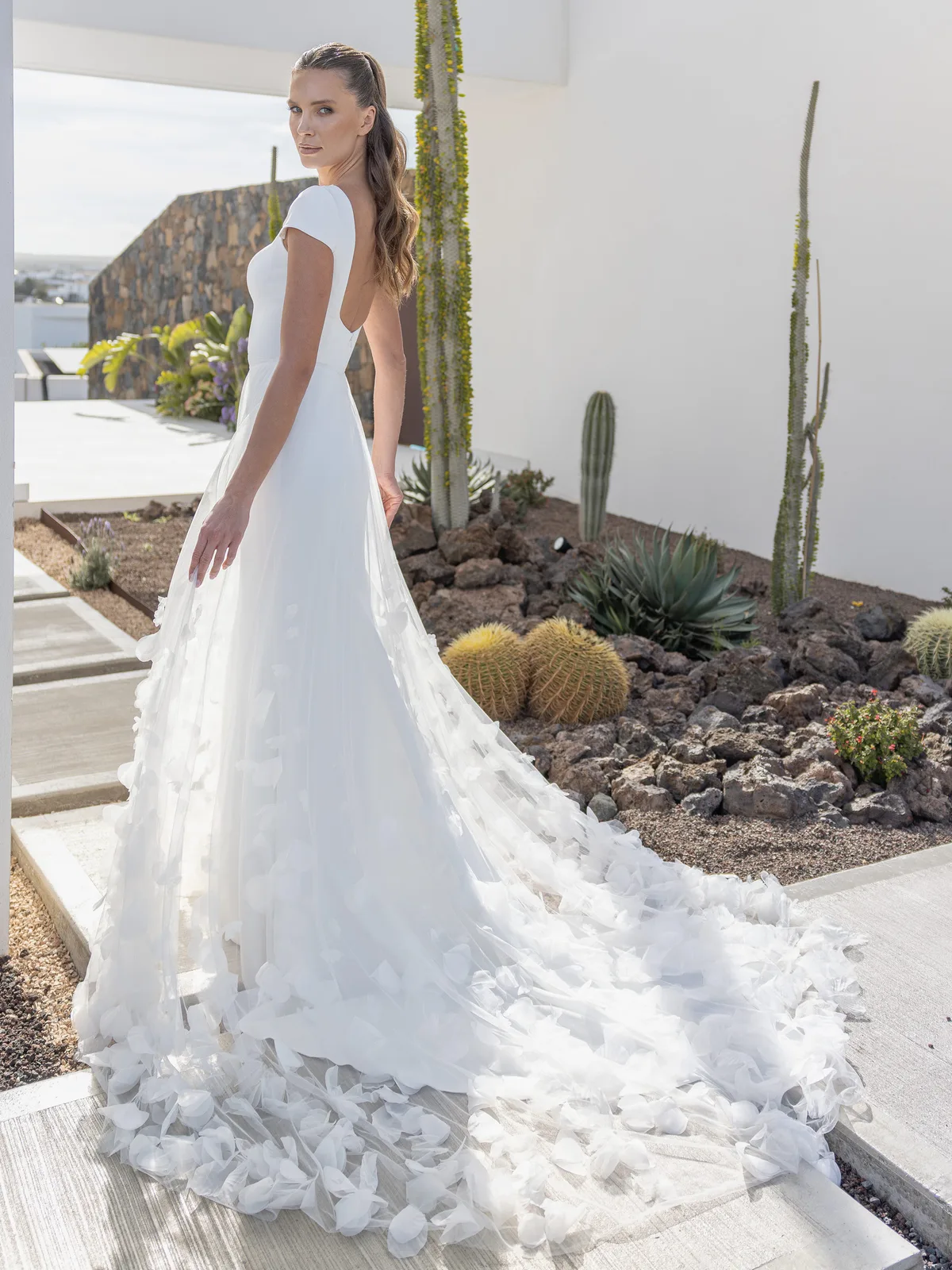 Diane Legrand Pearl Brautkleid: Pearl-Skirt-12A5054-Edit