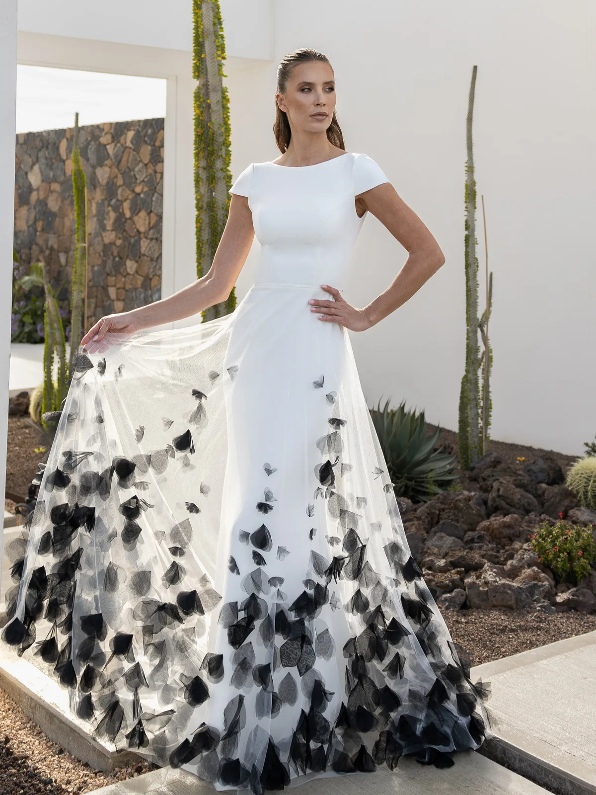 Diane Legrand Pearl Brautkleid: Pearl-Skirt-black-12A5283-Edit-2
