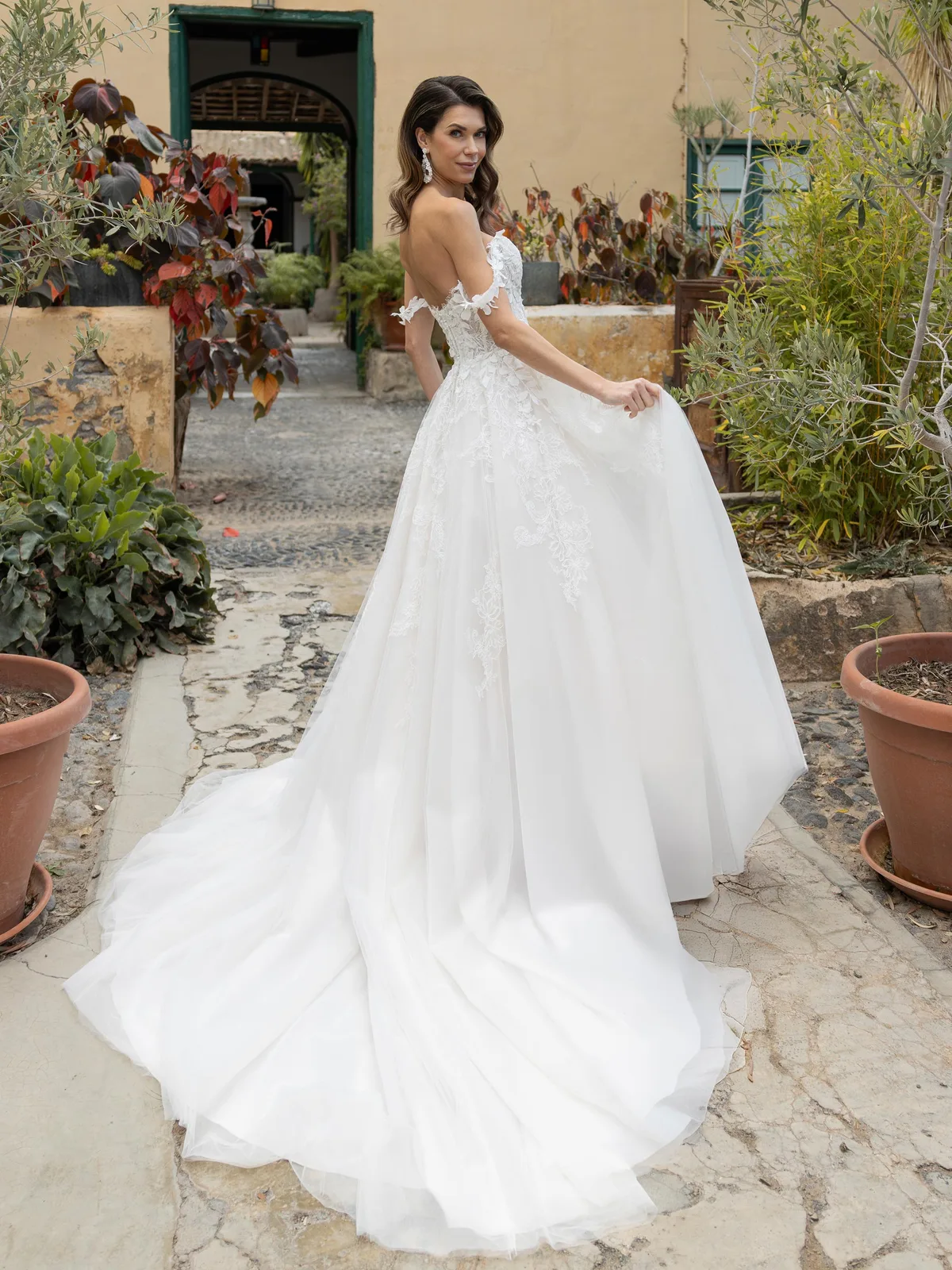 Diane Legrand Romance Brautkleid: Romance-8302-12A9736-2-Edit-Edit
