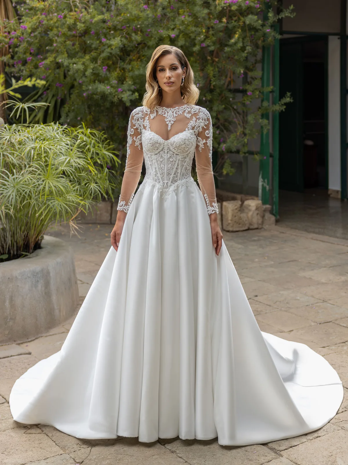 Diane Legrand Romance Brautkleid: Romance-8307-12A1521-Edit