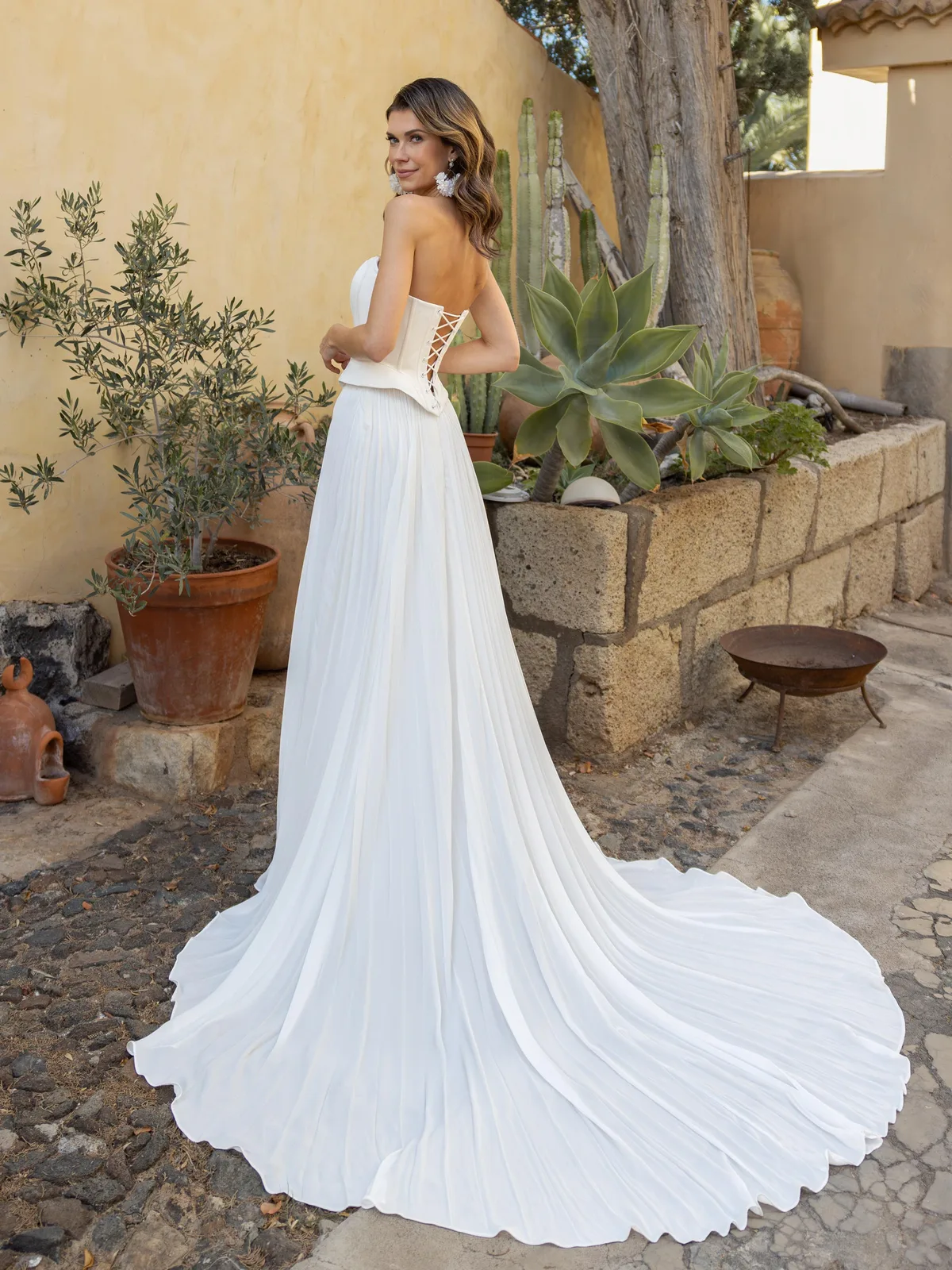 Diane Legrand Romance Brautkleid: Romance-8313-Skirt-2+Bodice-12A3476-Edit