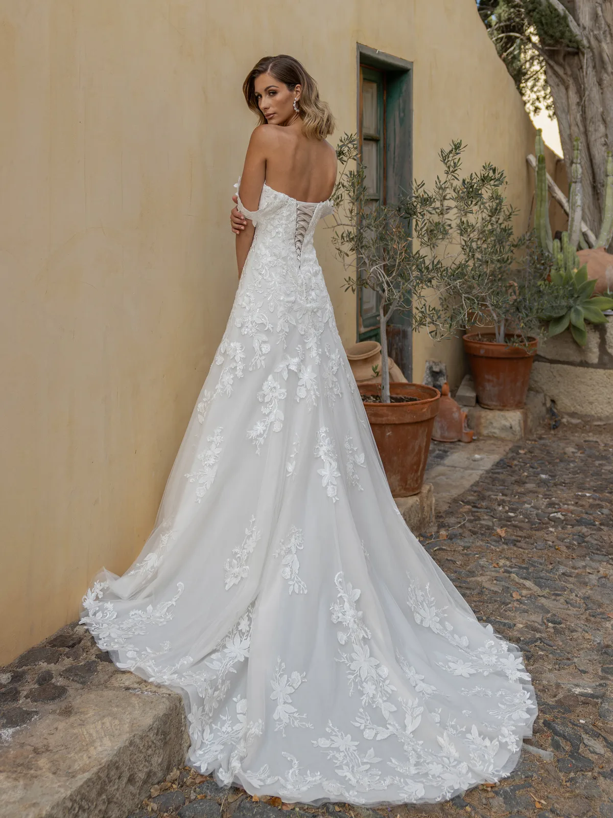 Diane Legrand Romance Brautkleid: Romance-8326-12A1100-Edit