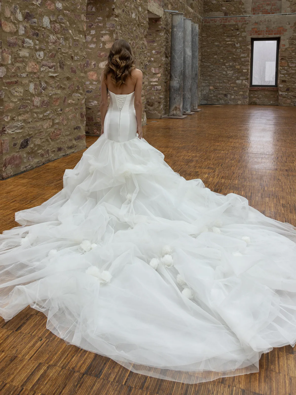 Diane Legrand Royal Brautkleid: Royal-by-Diane-Legrand-Becca-12A9939-Edit-Edit