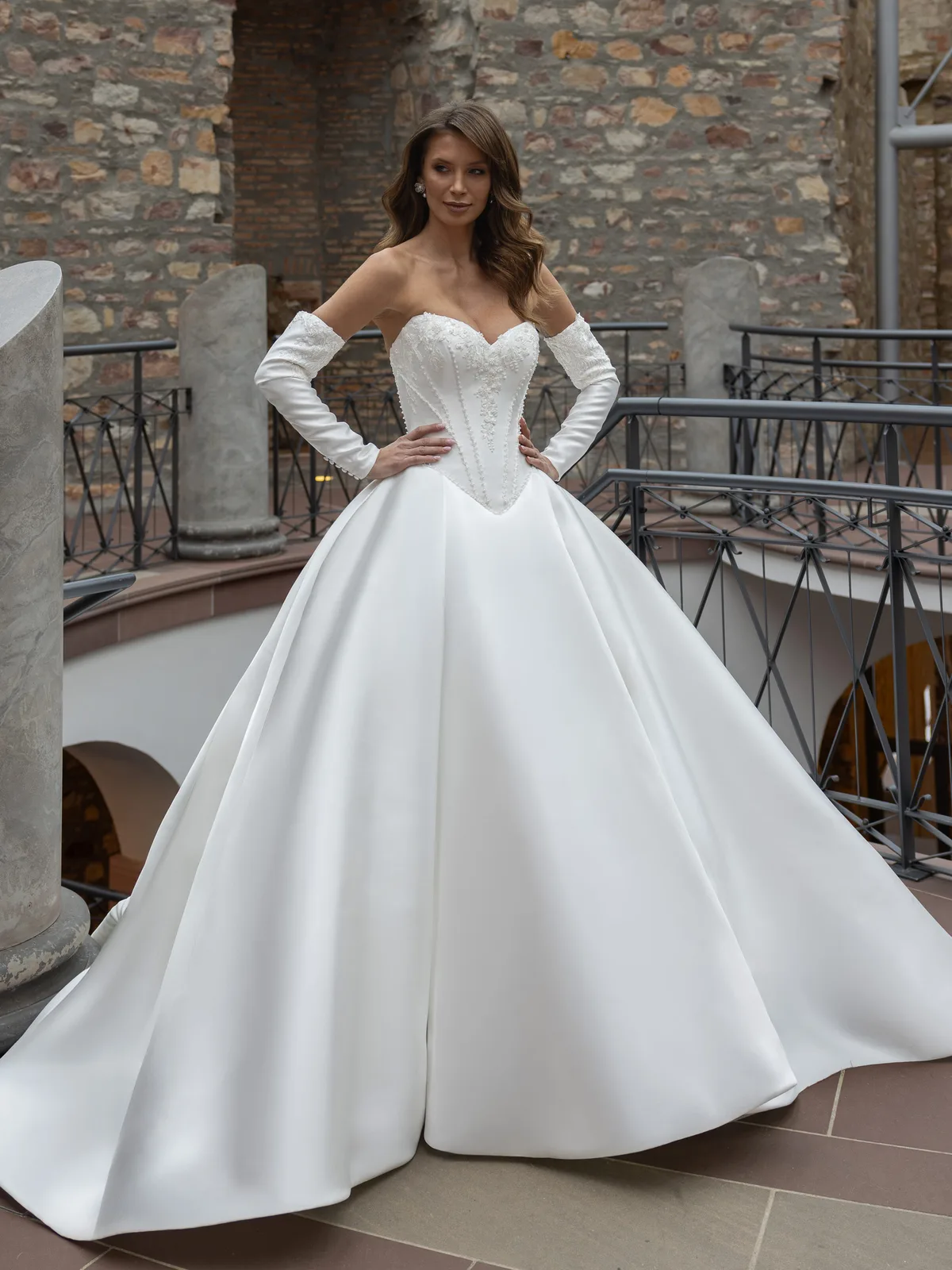 Diane Legrand Royal Brautkleid: Royal-by-Diane-Legrand-Beth-12A9285-Edit-Edit