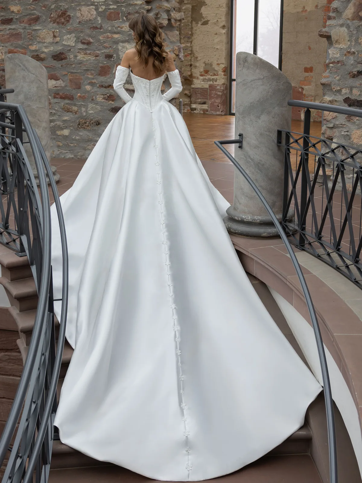 Diane Legrand Royal Brautkleid: Royal-by-Diane-Legrand-Beth-12A9309-Edit