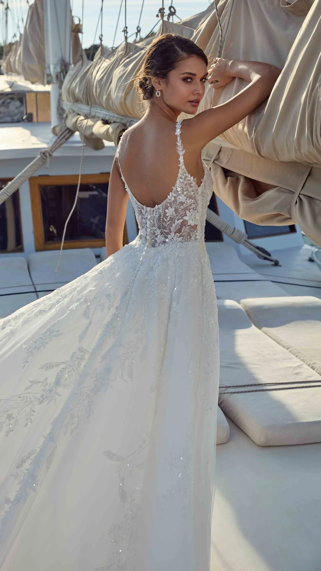 Eddy K - Milano Brautkleid: DR2723-Delfina-backclose-web
