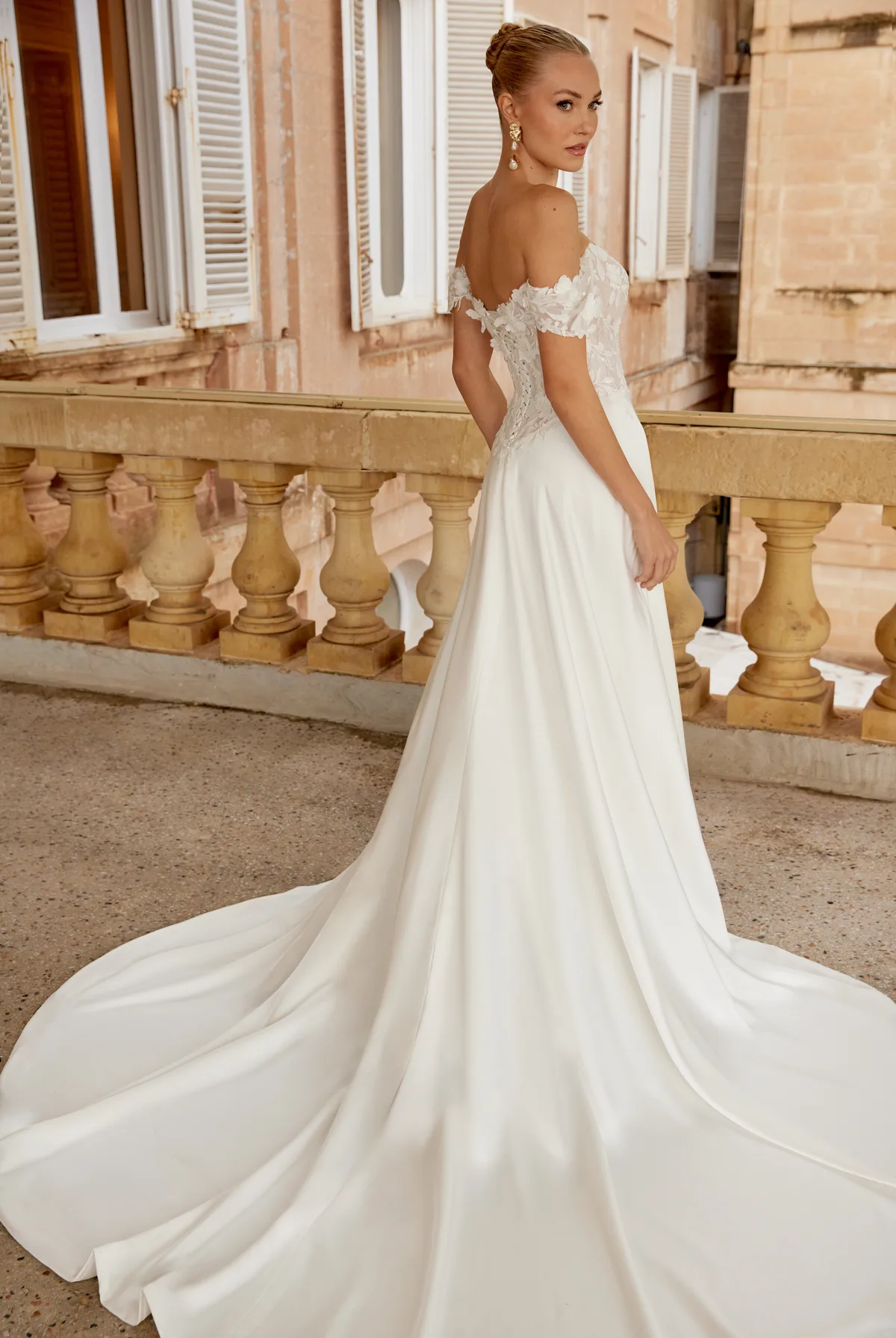 Sincerity Brautkleid: 44617-FB-Sincerity-Bridal-03945