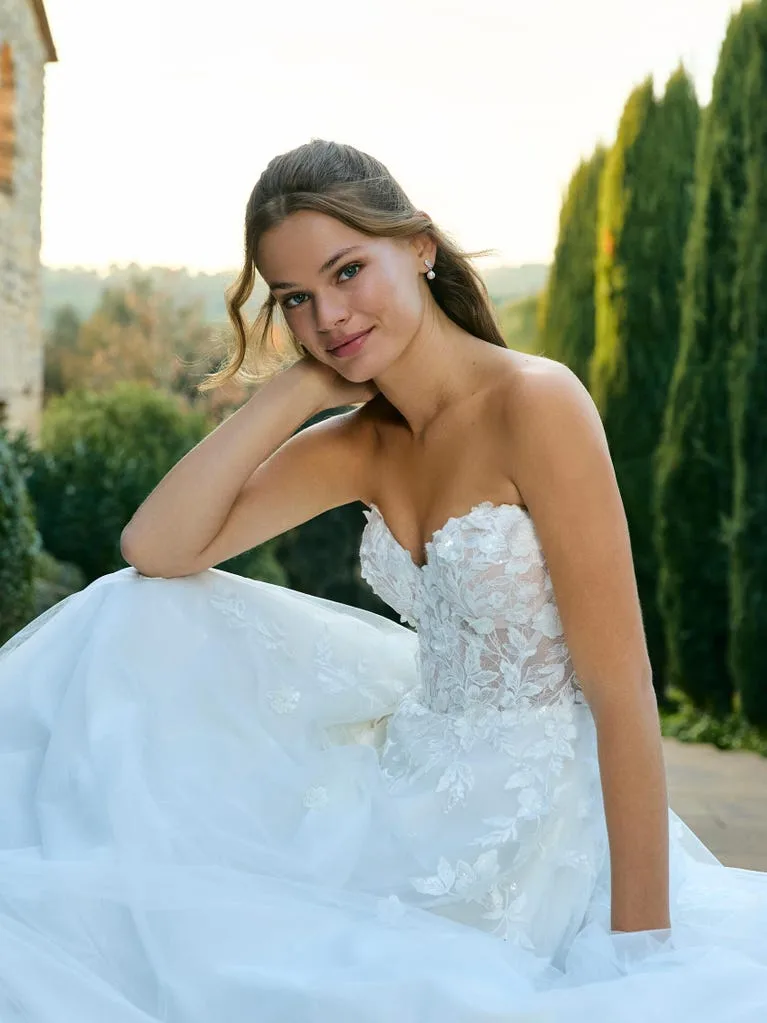 White One Brautkleid: whiteone-22