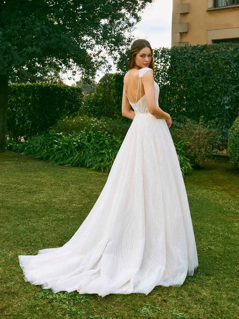 White One Brautkleid: whiteone-38