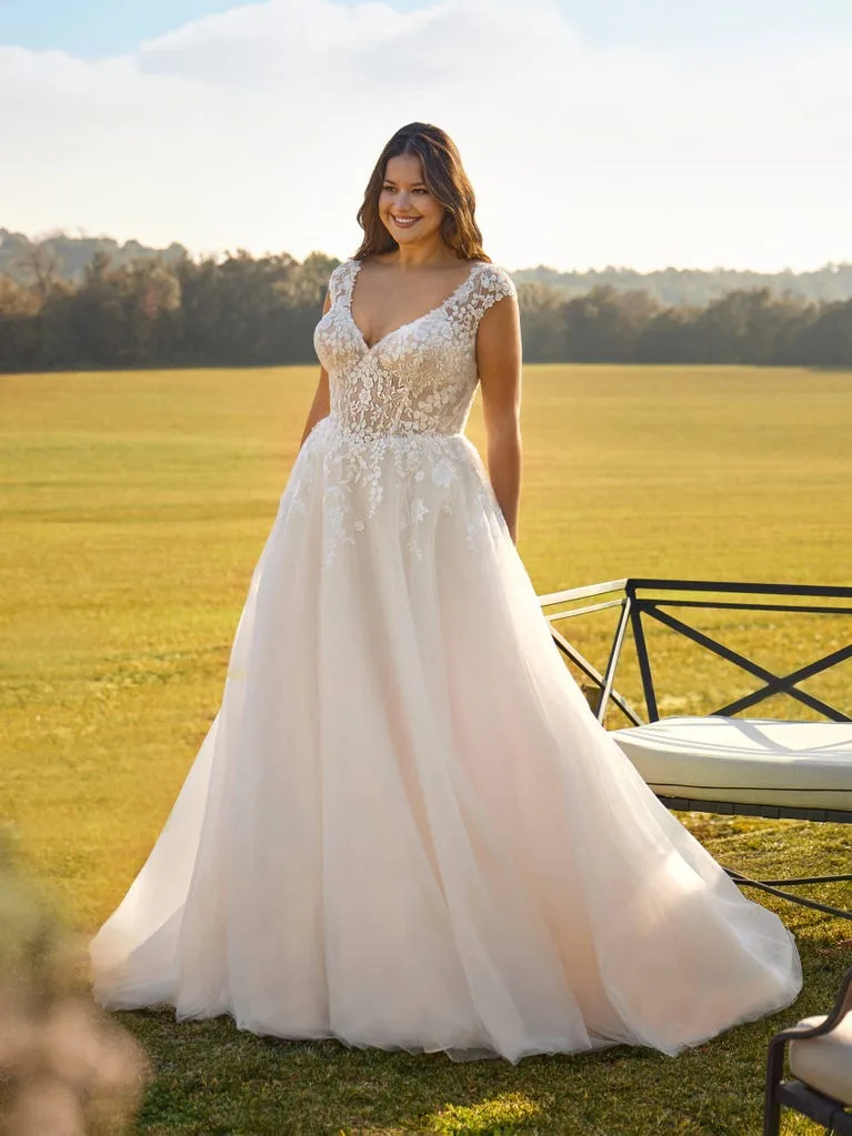 White One Brautkleid: whiteone-47