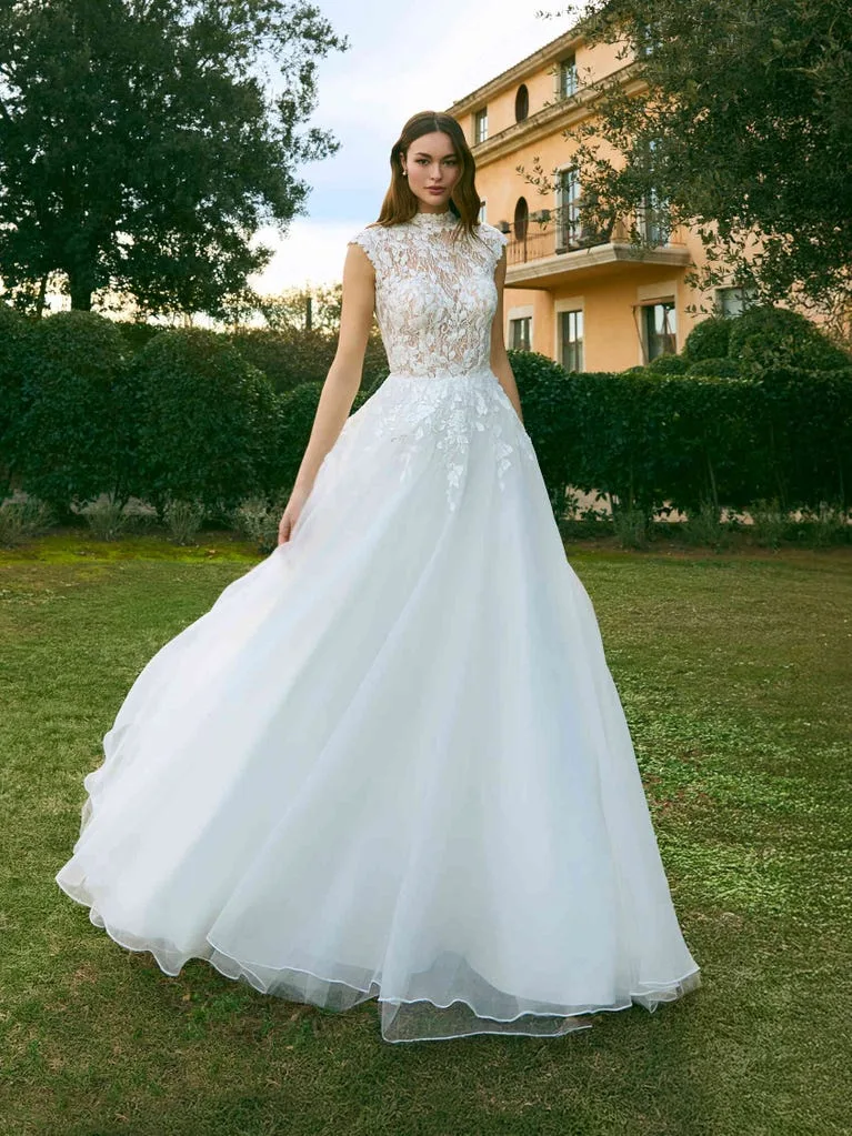White One Brautkleid: whiteone-48